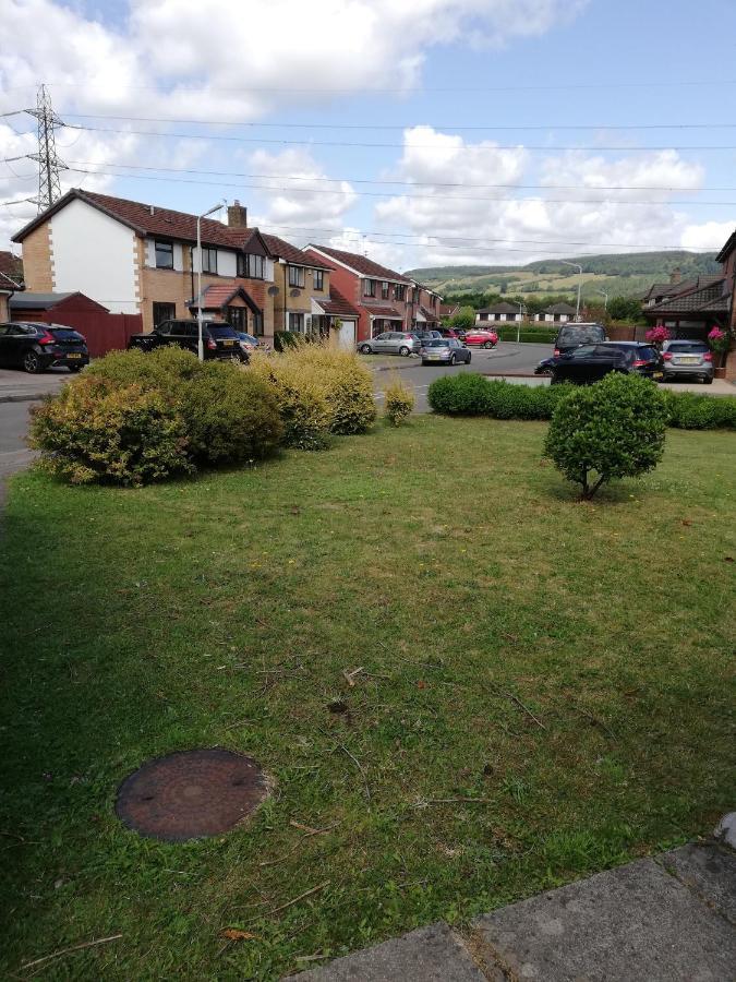 Hotel Little Cosy Cwtsh Pontyclun Esterno foto